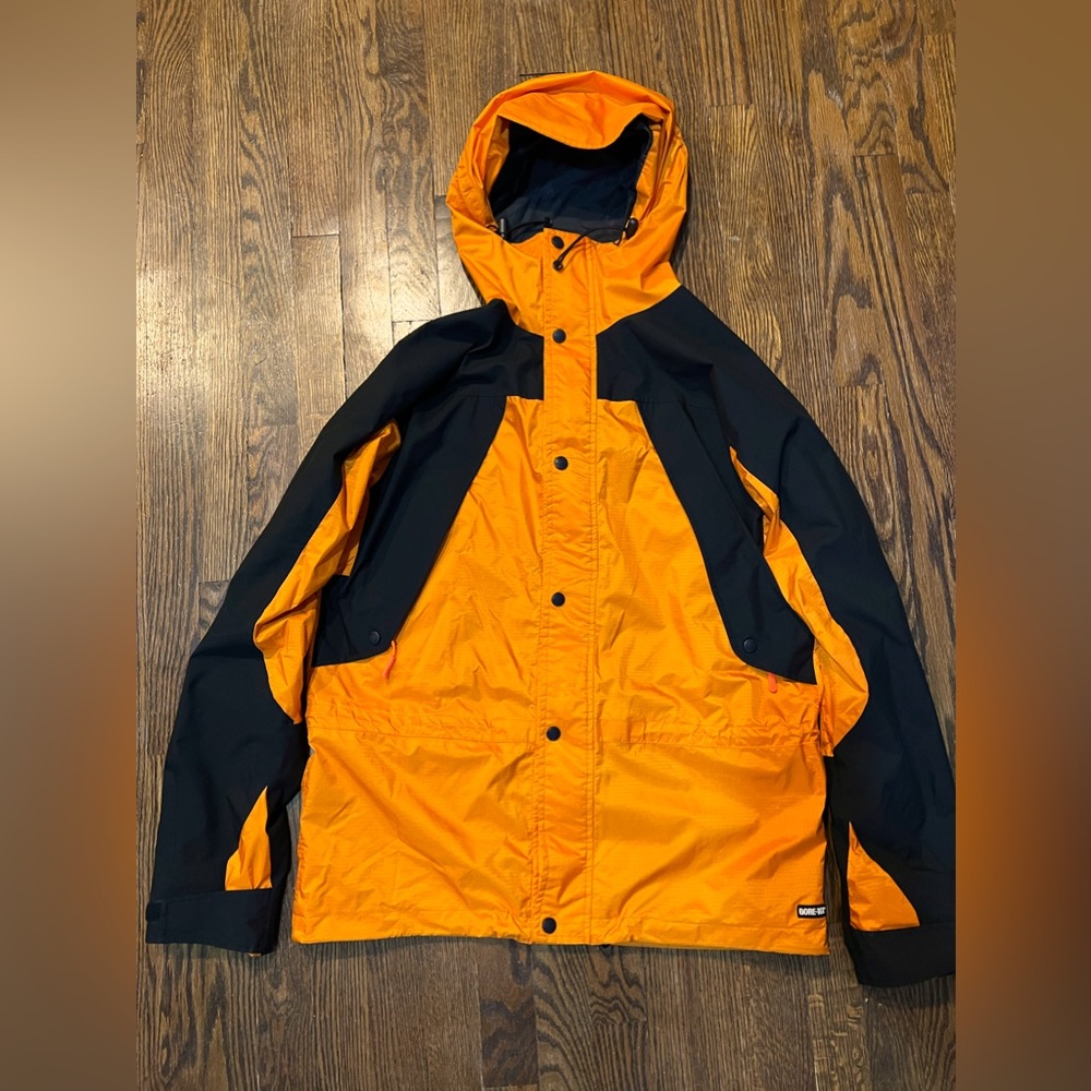 VTG Men’s Alpine Design Orange And Black Gore-Tex Jacket With Fleece Vest Liner